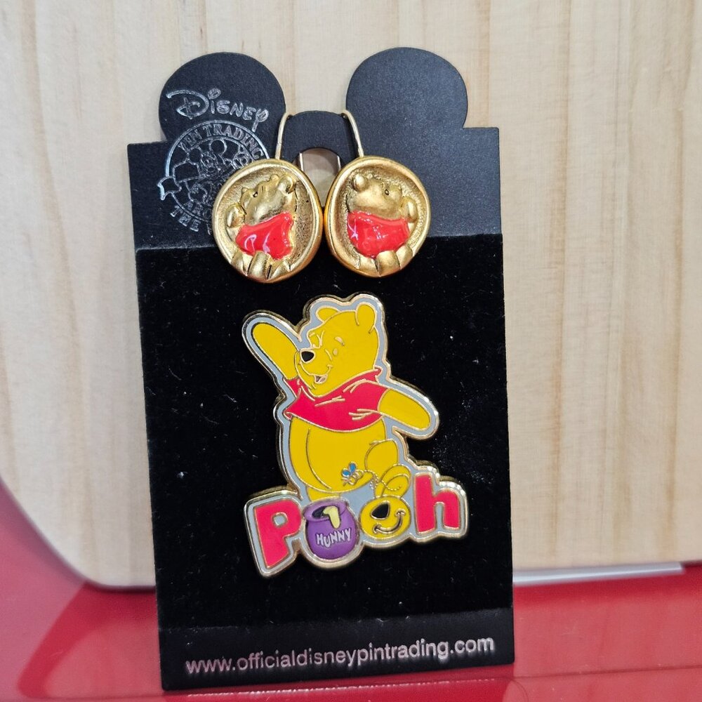 Winnie the Pooh Trading Pin + Bonus